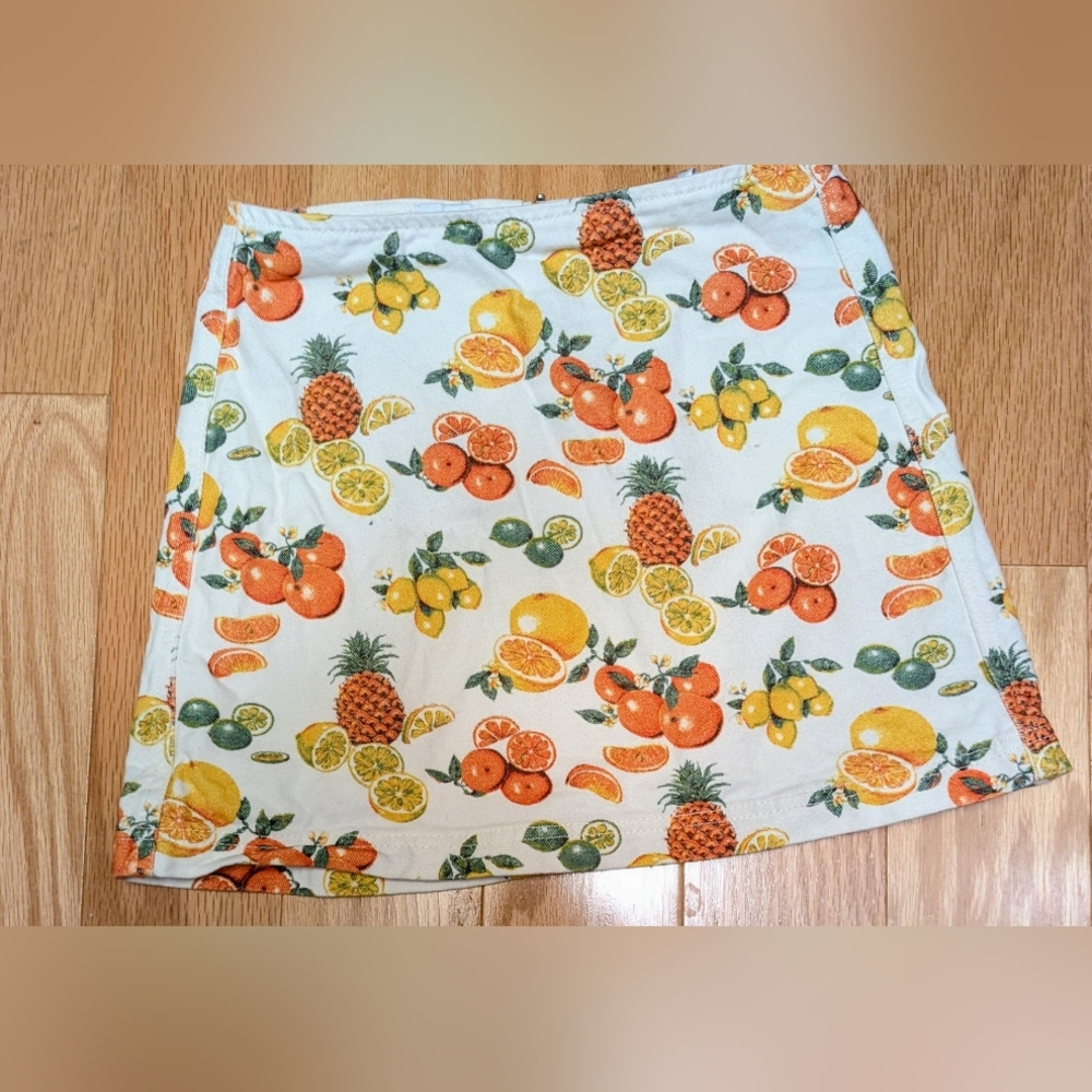 Citrus Fruit Print Mini Skirt - White Background